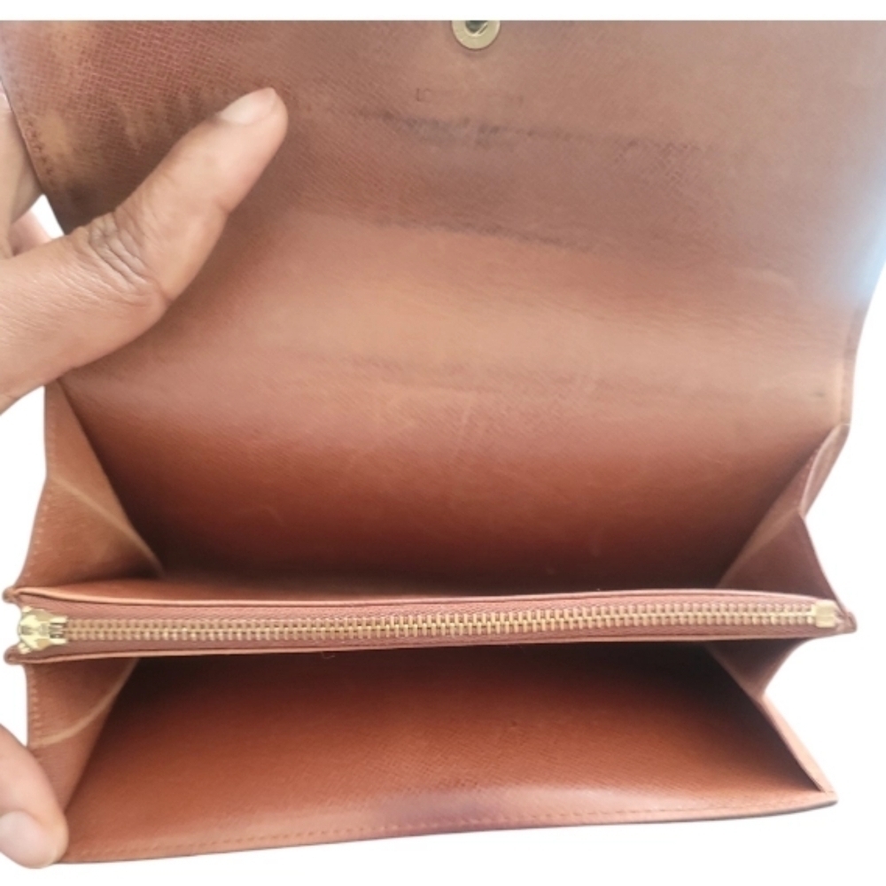 Louis Vuitton Authentic Monogram Brown Credit Card Wallet - Picture 10 of 16